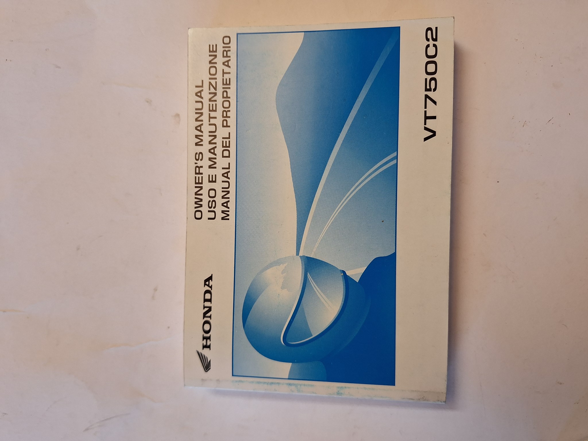 Picture of Owners Manual  Honda  VT750C2